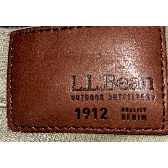 LL Bean Men's BeanFlex Pants 42x32 Loden Green Standard Fit Straight Leg EUC - Picture 12 of 13